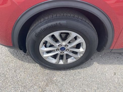 Used 2022 Ford Escape SE image 10