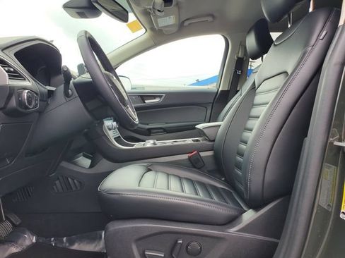 Certified 2023 Ford Edge SEL w/ Convenience Package AWD/4WD image 5