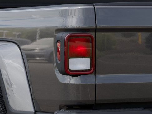 New 2025 Jeep Gladiator Sport image 9