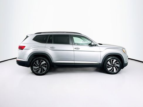 Used 2024 Volkswagen Atlas SE image 10