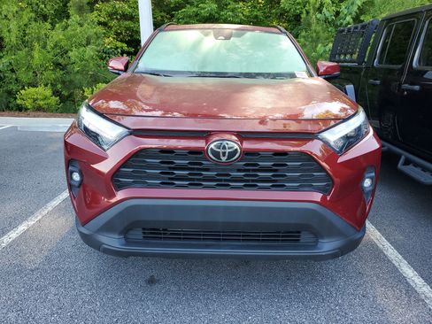 Used 2023 Toyota RAV4 XLE Premium FWD image 2