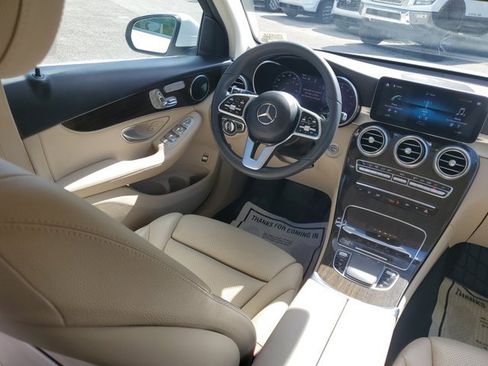 Used 2022 Mercedes-Benz GLC 300 image 22
