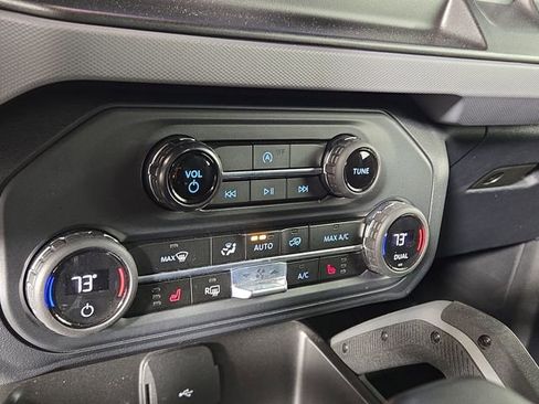 Used 2023 Ford Bronco Big Bend AWD/4WD image 19