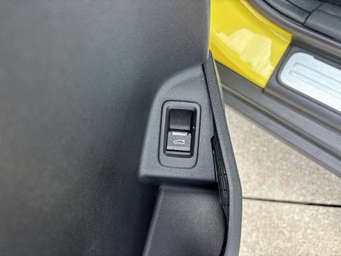Used 2025 MINI Cooper S FWD image 23