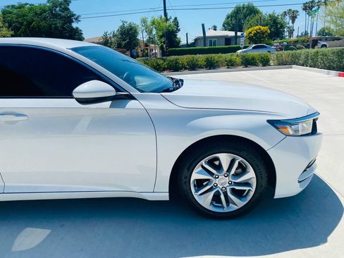 Used 2020 Honda Accord LX image 6