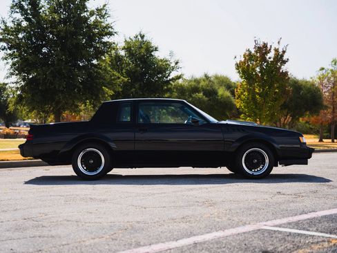 Used 1987 Buick Regal Coupe RWD image 29