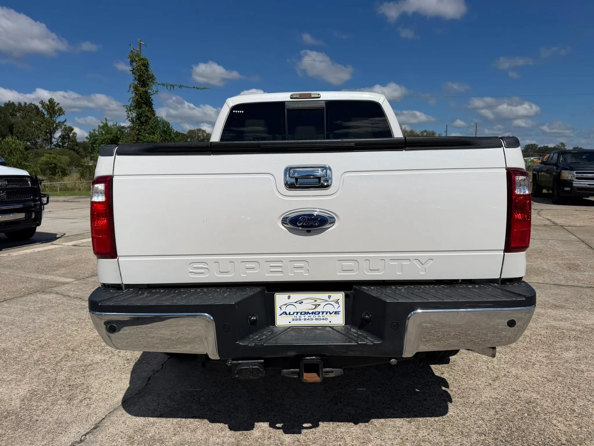 Used 2015 Ford F250 Lariat w/ Lariat Ultimate Package AWD/4WD image 4