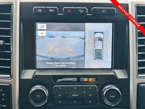 Used 2019 Ford F250 Lariat w/ Chrome Package AWD/4WD image 12