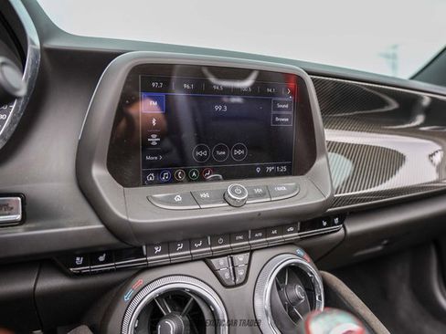 Used 2019 Chevrolet Camaro ZL1 RWD image 38