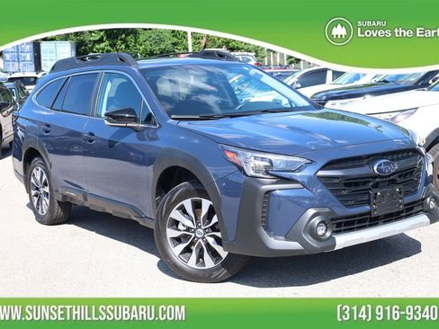 Certified 2025 Subaru Outback Limited AWD/4WD image 1