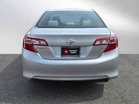 Used 2012 Toyota Camry LE image 4