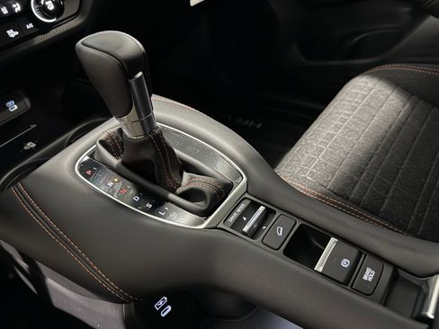 New 2026 Honda HR-V Sport image 28