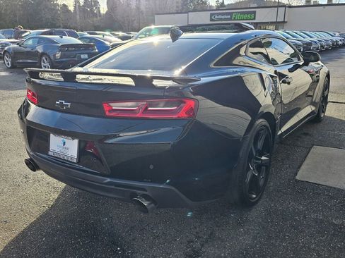 Used 2018 Chevrolet Camaro SS image 5