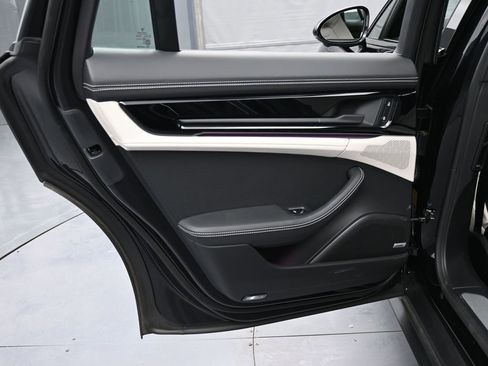 Certified 2025 Porsche Panamera 4 AWD/4WD image 22