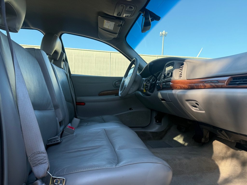 Used 2003 Buick Le Sabre Custom w/ Comfort & Style Package FWD image 8