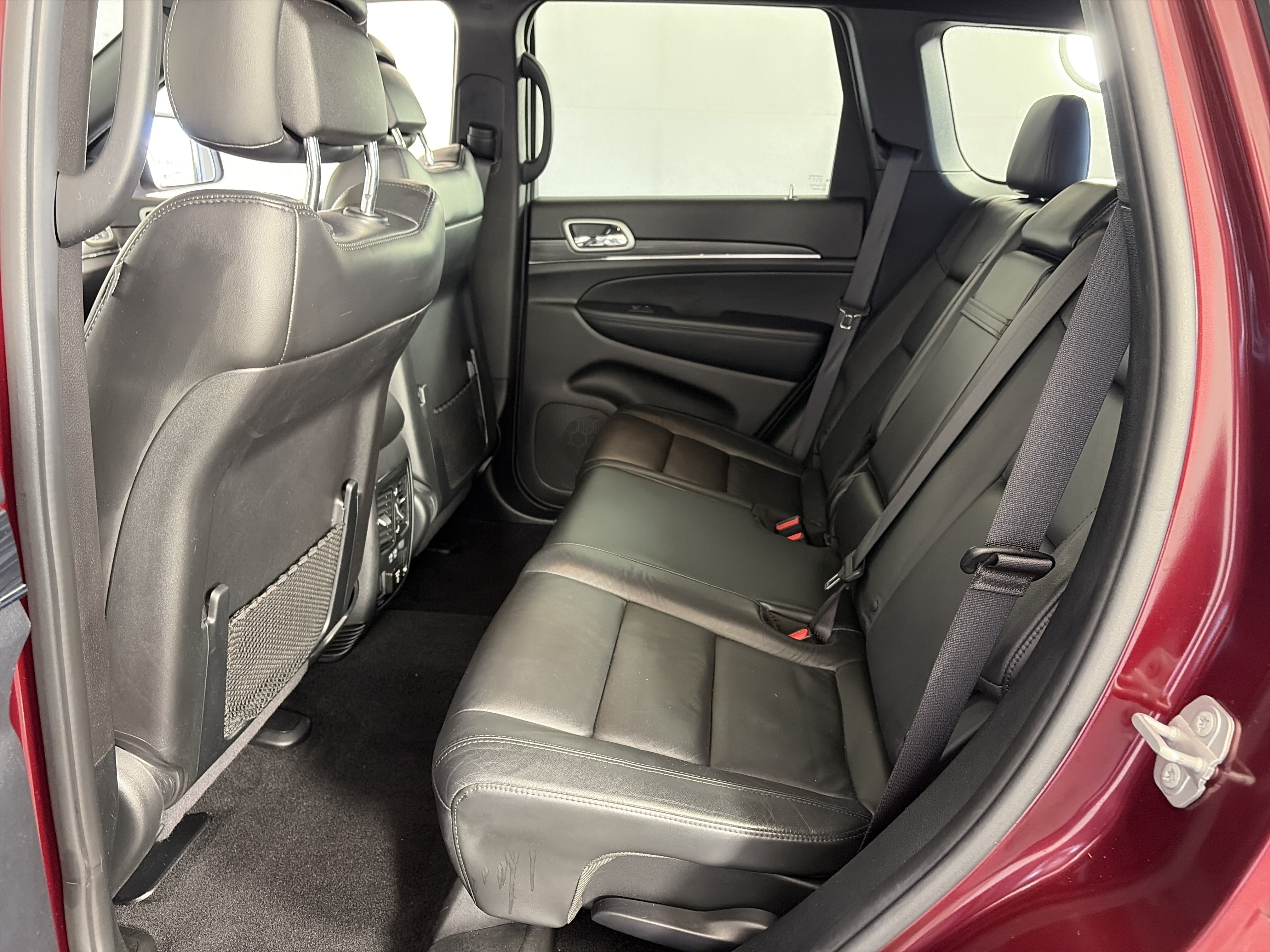 Used 2020 Jeep Grand Cherokee Limited AWD/4WD image 7