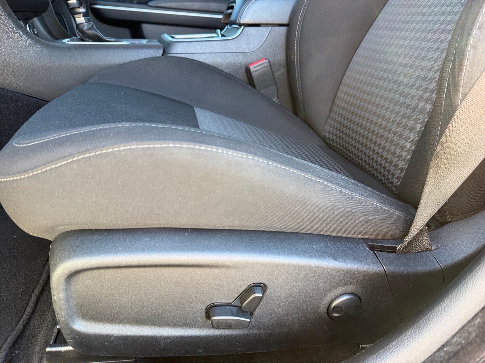 Used 2023 Dodge Charger GT RWD image 12