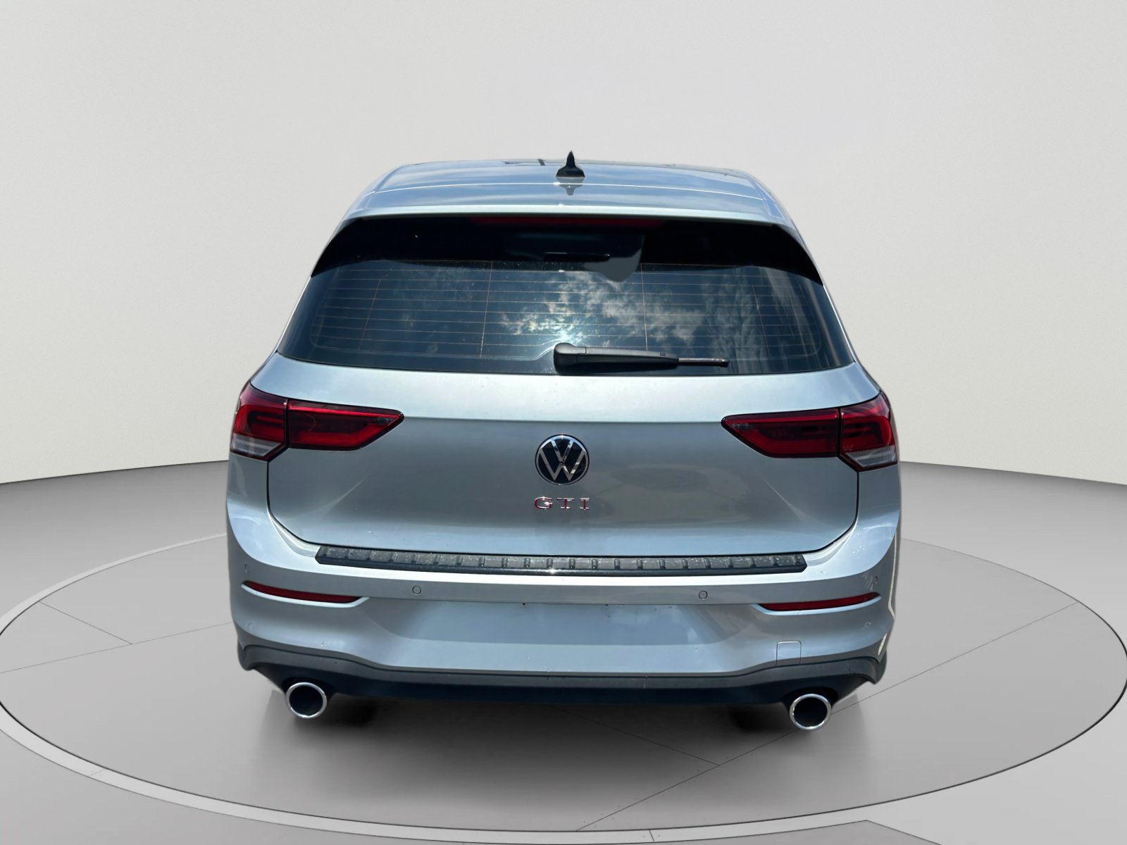 New 2026 Volkswagen GTI SE FWD image 4