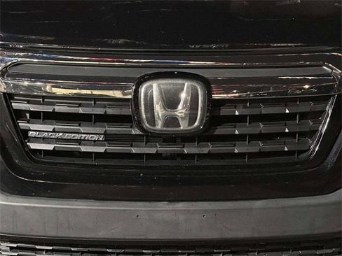 Used 2017 Honda Ridgeline Black Edition image 11