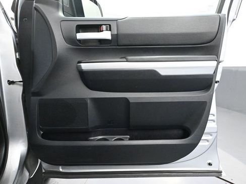 Used 2015 Toyota Tundra SR5 image 43