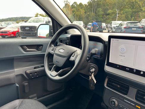 New 2025 Ford Maverick XL FWD image 37