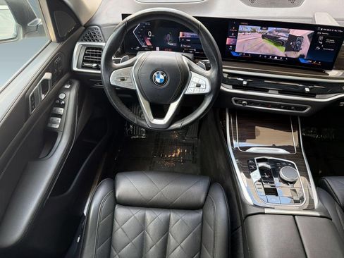 Used 2024 BMW X7 xDrive40i AWD/4WD image 29
