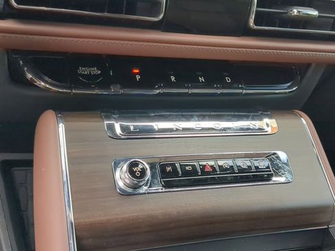 New 2026 Lincoln Aviator Reserve AWD/4WD image 19