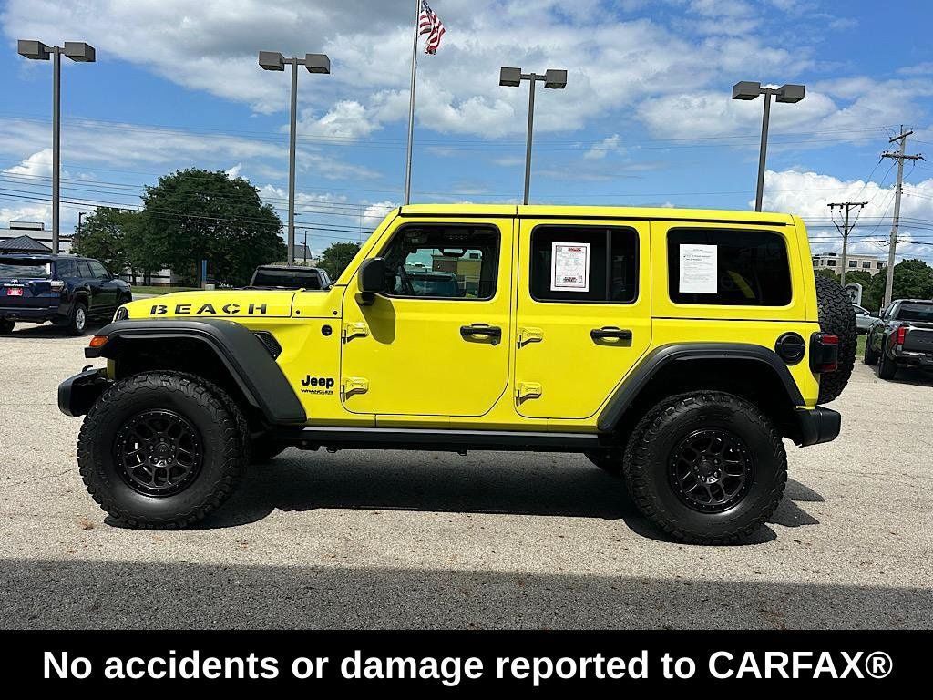 Used 2022 Jeep Wrangler Unlimited Sport w/ Xtreme Recon 35" Tire Package AWD/4WD image 2