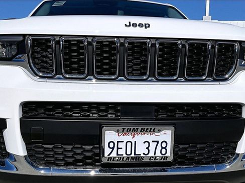Used 2024 Jeep Grand Cherokee L Laredo w/ Luxury Tech Group I image 30