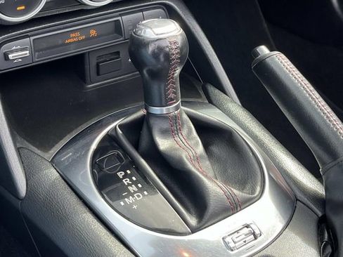 Used 2018 MAZDA MX-5 Miata RF Grand Touring image 25