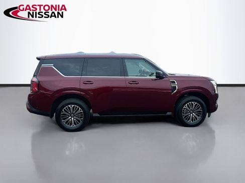 Used 2025 Nissan Armada Platinum w/ Convenience Package image 10