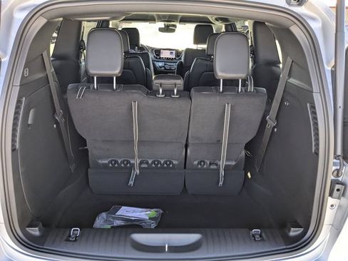 New 2026 Chrysler Pacifica Select FWD image 12