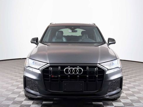 Used 2023 Audi SQ7 Premium Plus w/ Towing Package image 2
