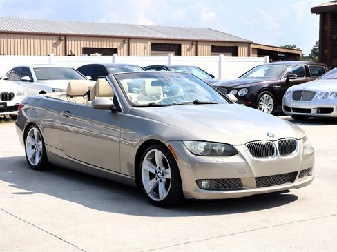 Used 2009 BMW 335i Convertible RWD image 16