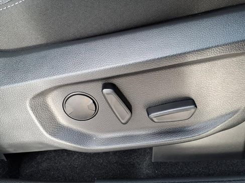 New 2025 Ford Ranger XLT image 13