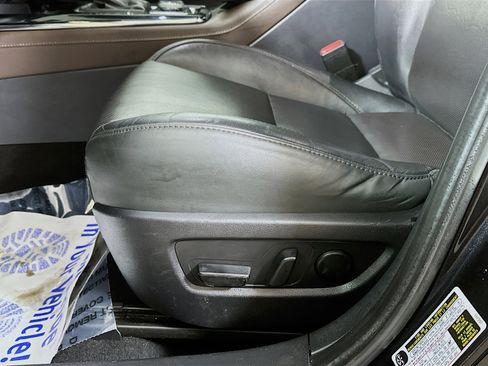 Used 2024 MAZDA CX-30 AWD 2.5 S w/ Premium Package image 19