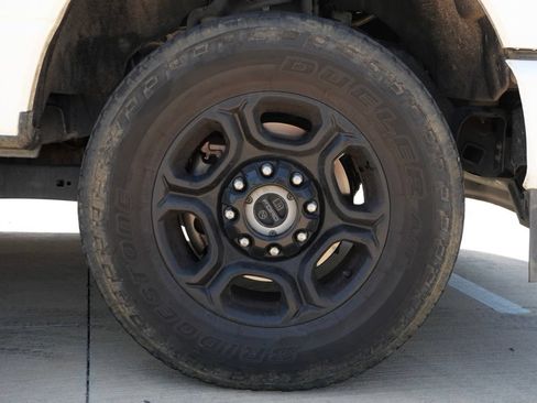Used 2024 Ford F250 XL w/ STX Appearance Package AWD/4WD image 5