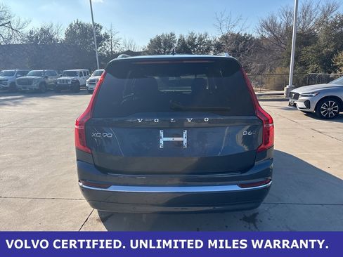 Certified 2024 Volvo XC90 B6 Ultimate w/ Lounge Package image 6