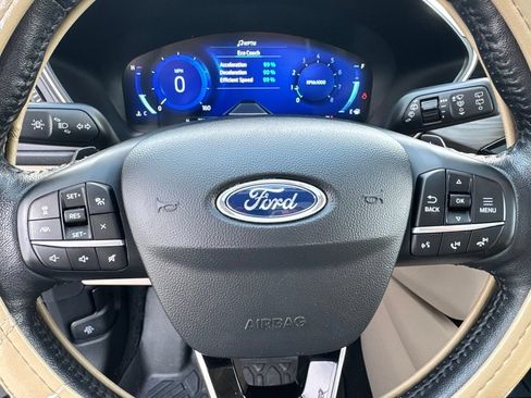 Used 2020 Ford Escape Titanium AWD/4WD image 12