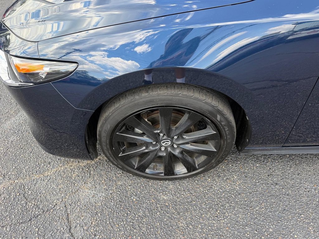 Used 2024 MAZDA MAZDA3 s FWD image 3