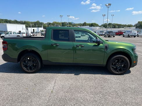 Used 2025 Ford Maverick XLT w/ Equipment Group 301A AWD/4WD image 4
