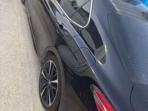 Used 2020 Toyota Camry XSE image 3