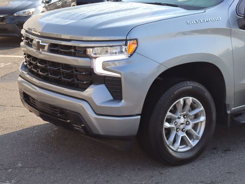 Used 2024 Chevrolet Silverado 1500 RST w/ Convenience Package II AWD/4WD image 6