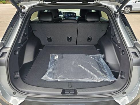 New 2026 Chevrolet Equinox EV LT AWD/4WD image 14
