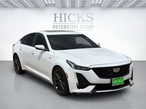 Used 2021 Cadillac CT5 V w/ Premium Package RWD image 3