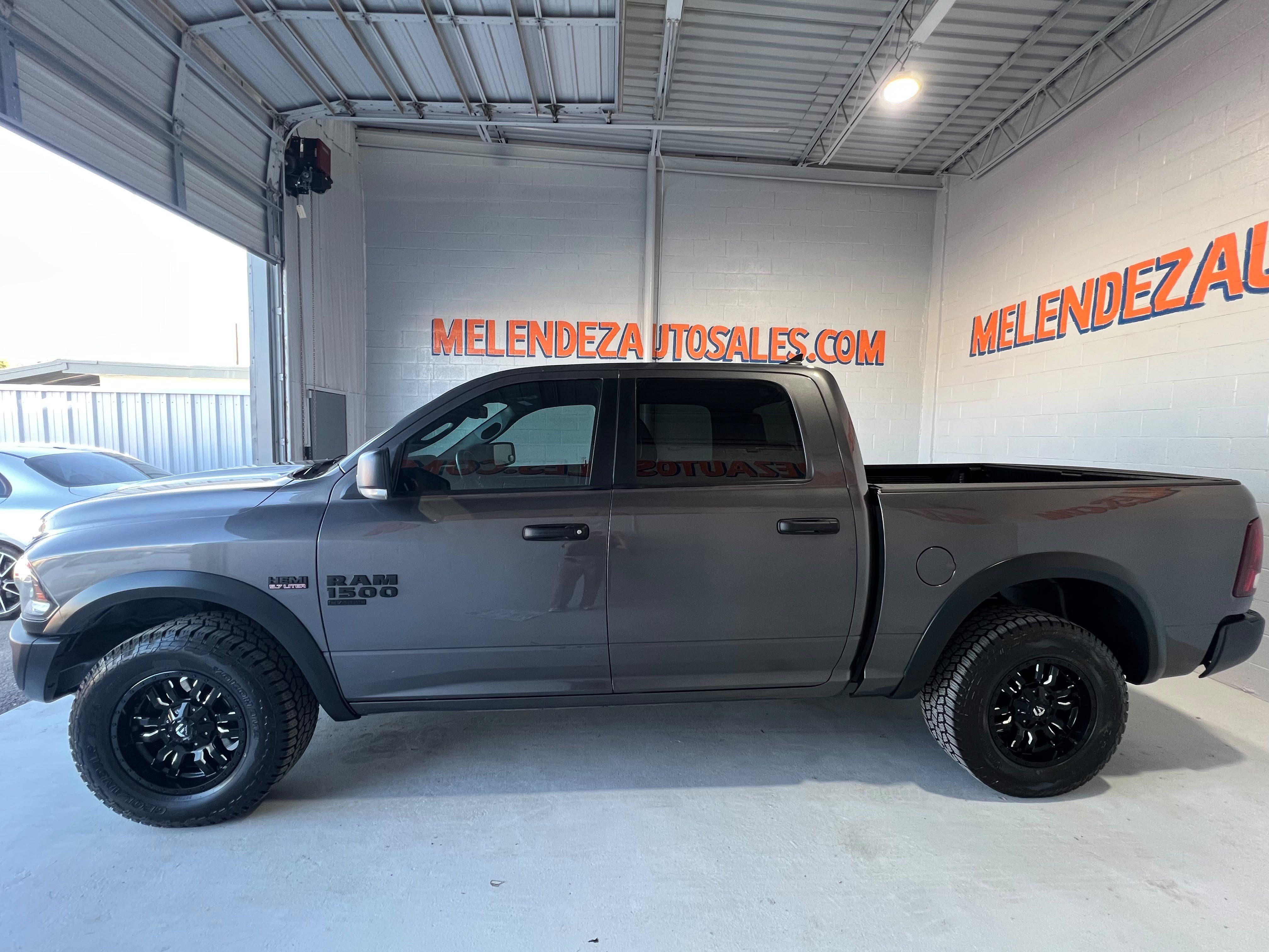 Used 2021 RAM 1500 Warlock w/ Luxury Group AWD/4WD image 2