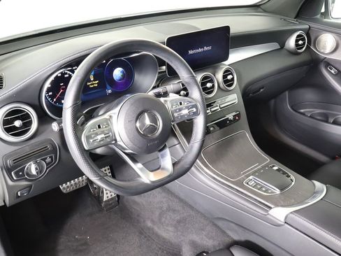 Used 2023 Mercedes-Benz GLC 300 4MATIC Coupe image 6