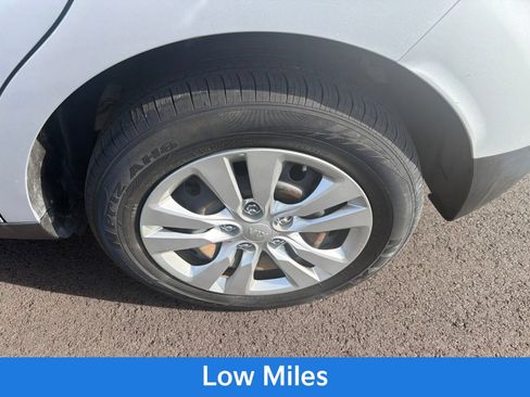 Used 2020 Kia Soul LX FWD image 11