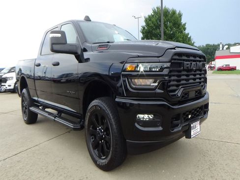 Certified 2026 RAM 2500 Big Horn AWD/4WD image 4