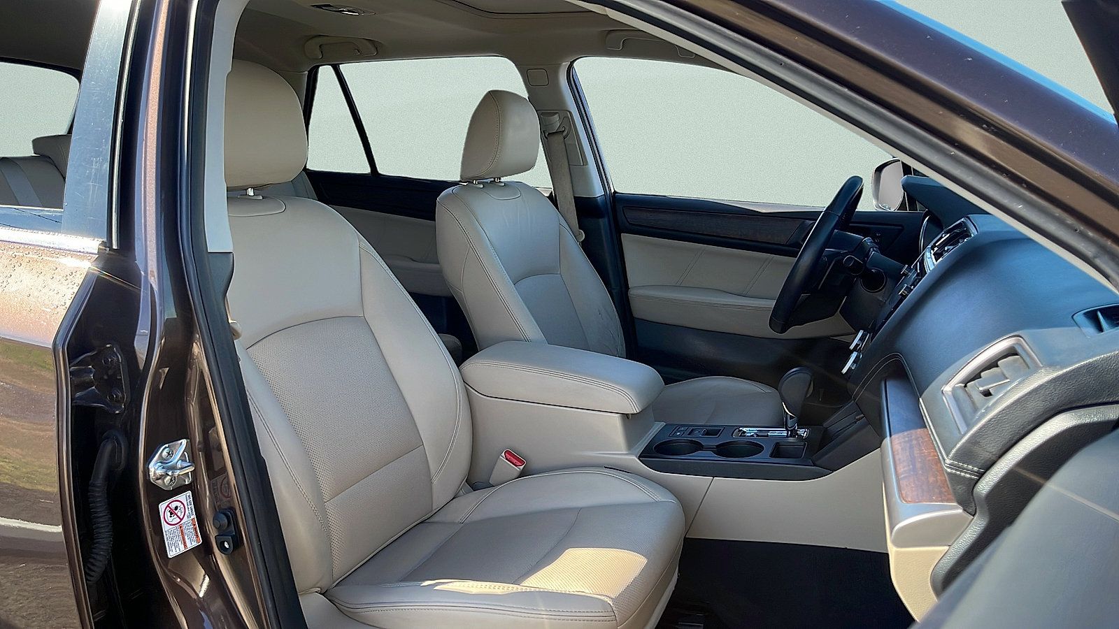 Used 2019 Subaru Outback 2.5i Limited AWD/4WD image 30